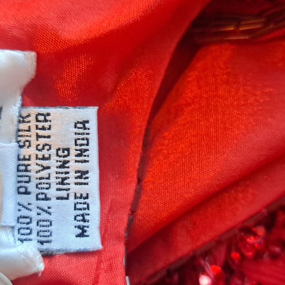 Vintage 80's Mark and John 100% silk beaded party dress in vintage size large. - Picture 6 of 8